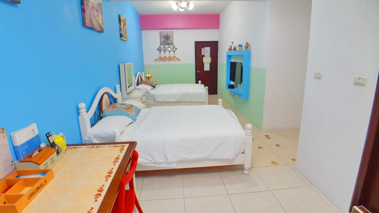 Loyofun Bed & Breakfast Đông Cảng Ngoại thất bức ảnh